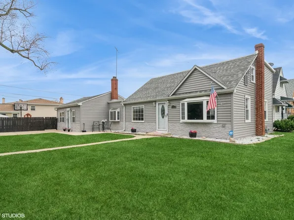 7336 W Argyle St, Harwood Heights, IL 60706