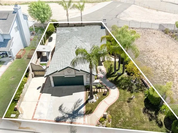 28924 Raintree Ln, Santa Clarita, CA 91390