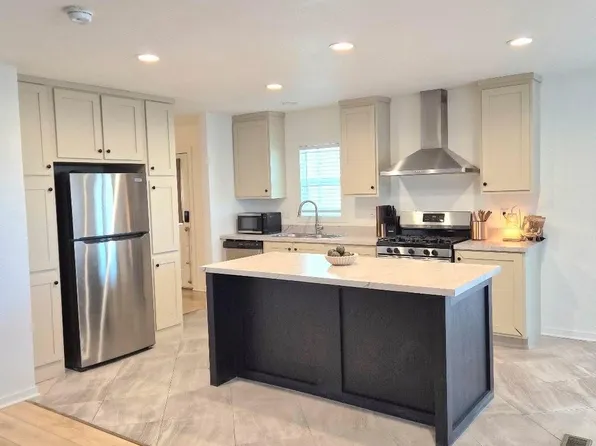 400 W Baseline Road #241, Tempe, AZ 85284