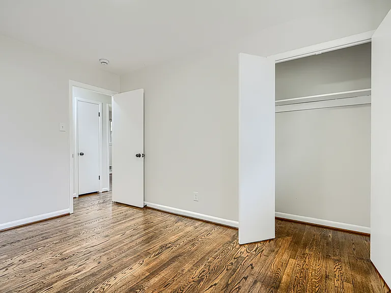 5845 Westwood Ave — Photo 16