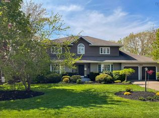 109 Snowy Owl Dr, Halifax, NS B4A 3L4