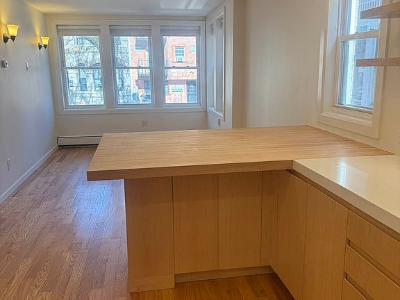3rd image of 84 Granite St Floor 1
