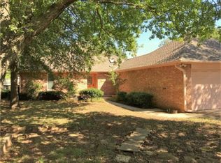 14 E Franklin St, Shawnee, OK 74804