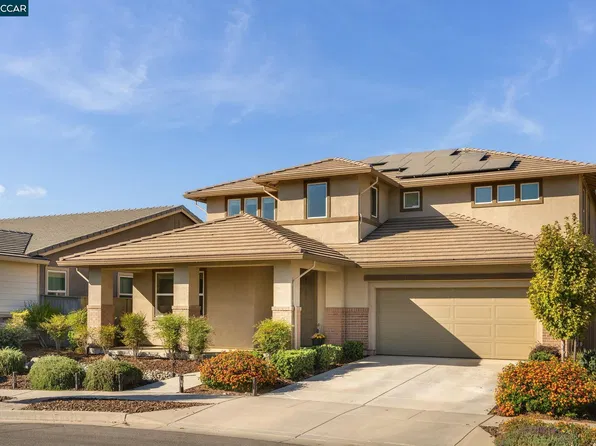 2249 Scott Ct, Woodland, CA 95776
