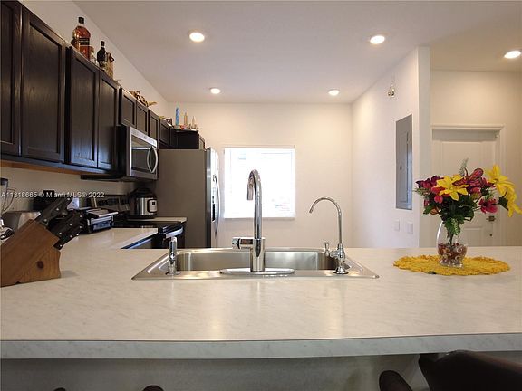 3rd image of 2823 NW 181st St #2823