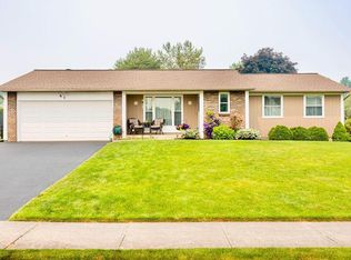 67 Orchard Creek Cir, Rochester, NY 14612