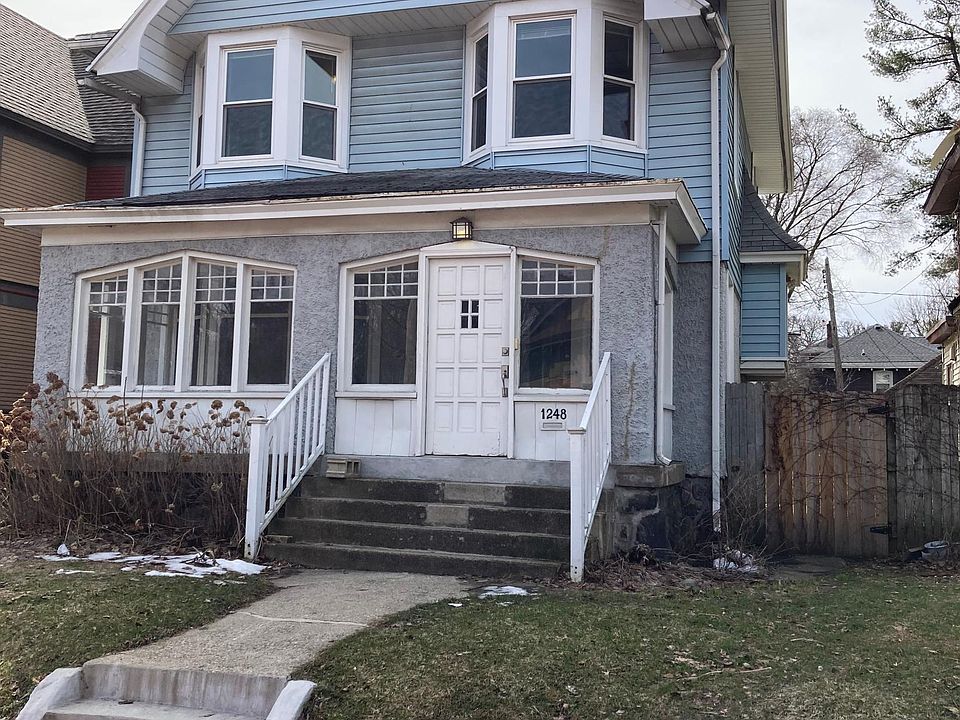 1st image of 1248 Wealthy St SE