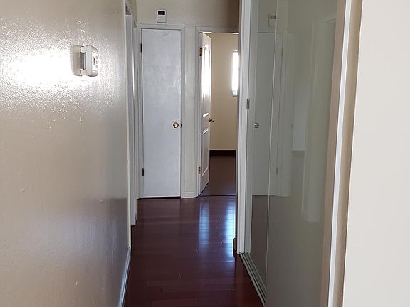 4th image of 2477 Frieda Ct