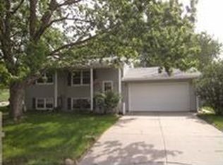 205 Brentwood Dr, Norfolk, NE 68701