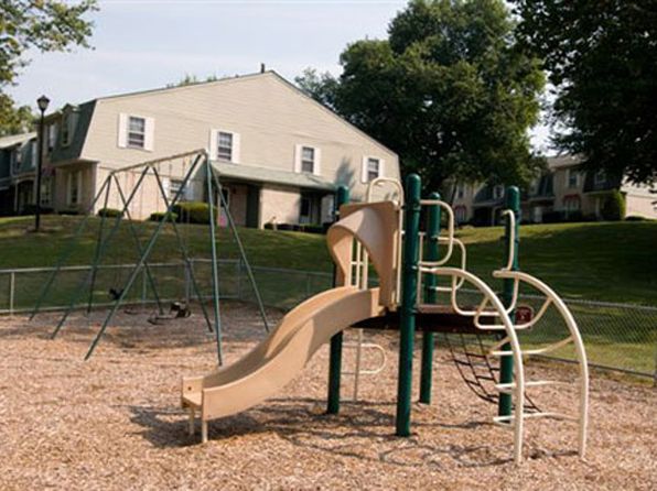 Sunnybrook Towne Houses | 50 Knollwood Dr, Lancaster, PA