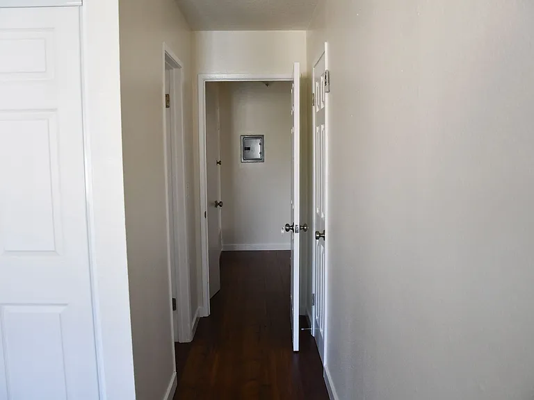 12071 Laguna St — Photo 30