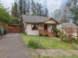 565 SE 4th St, Toledo, OR 97391