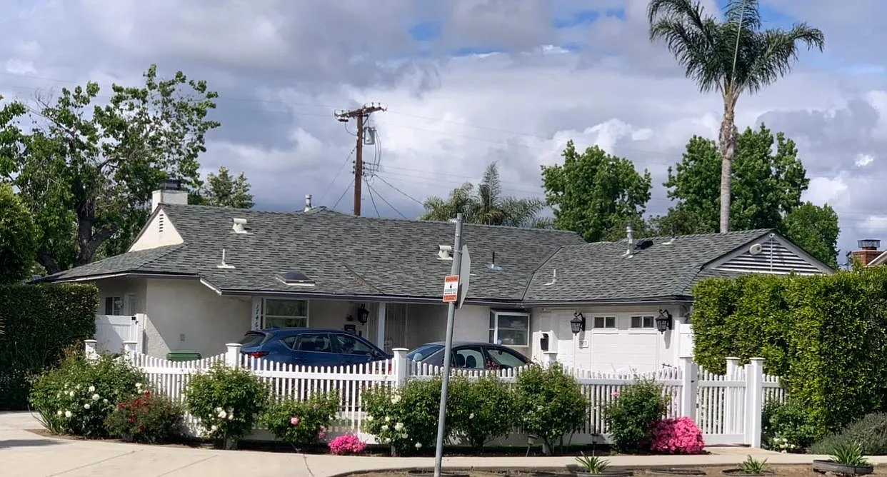 17461 Keswick St — Photo 1