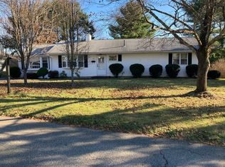 13 Janebar Cir, Framingham, MA 01701