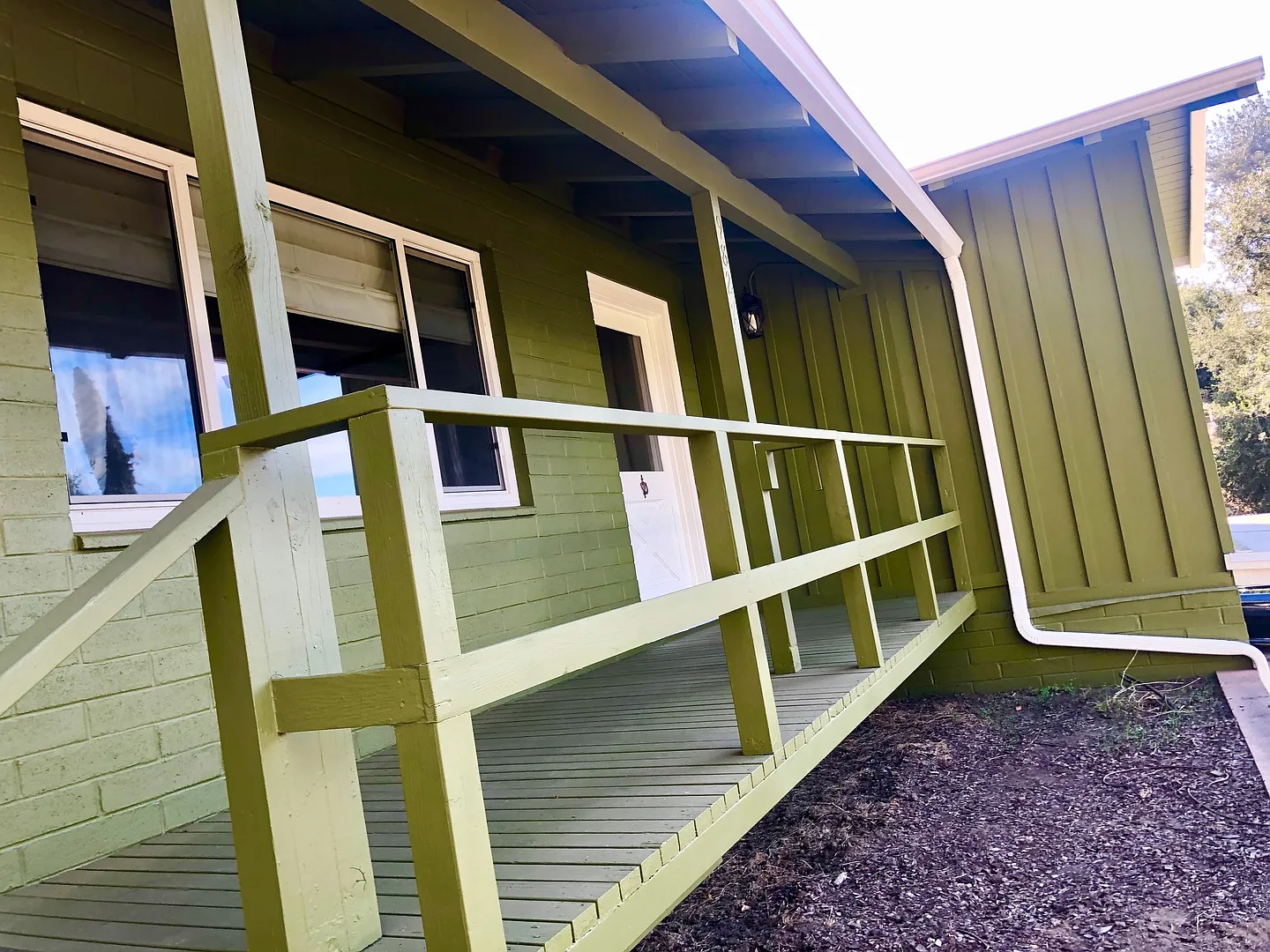 Spectacular Views! Mt. Helix 3 bedroom 2 bath home, .52 acre lot Ready Now! $3395 — Photo 4