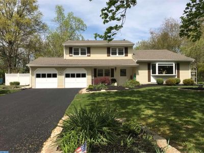 106 Cypress Dr, East Windsor, NJ, 08520