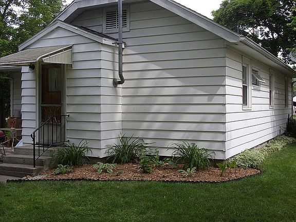 Exterior Back (SE-NW)