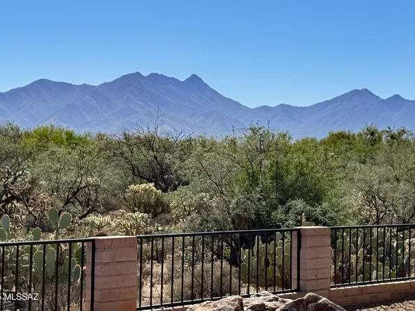 936 N Rams Head Rd, Green Valley, AZ 85614