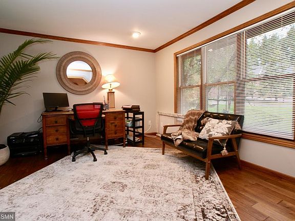3rd image of 1229 Shannon Ct