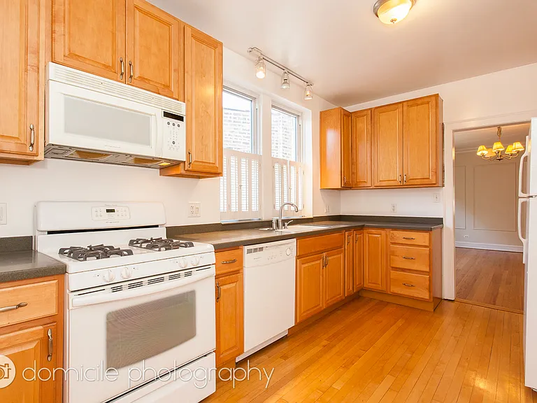 2141 W Arthur Ave #3 — Photo 17