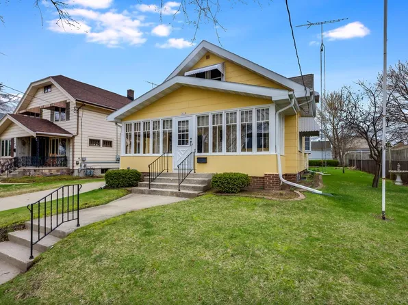 1019 S 25th STREET, Manitowoc, WI 54220