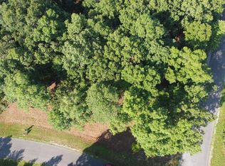 31 Old Hillcrest Dr, Murray, KY 42071