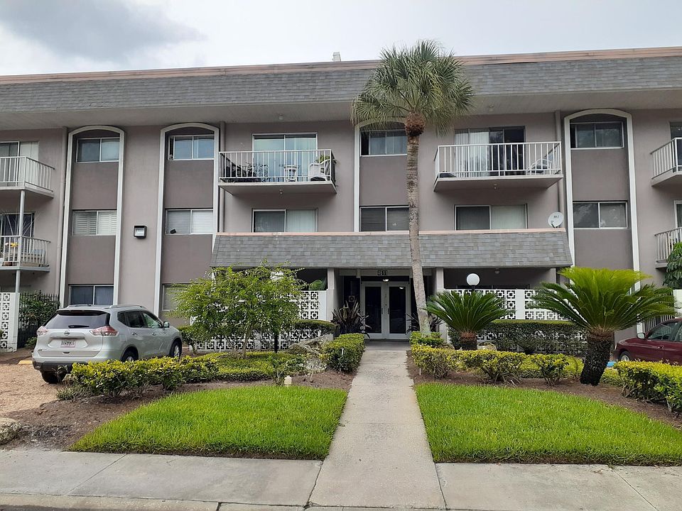 1st image of 4611 W Fig St Unit 107