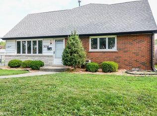 7036 W 91st St, Bridgeview, IL 60455