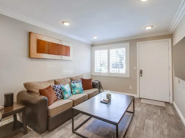 3764 Bayside Ln #Id1300715p, San Diego, CA 92109
