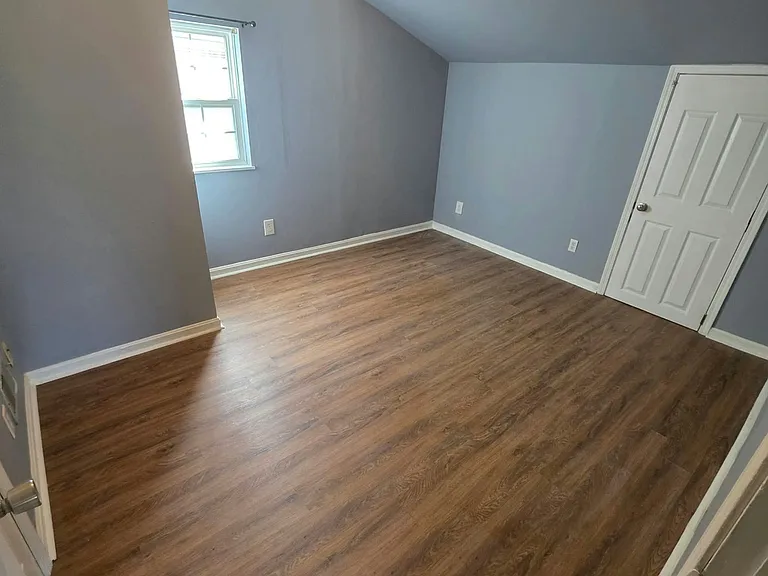 301 Reardon Blvd — Photo 15