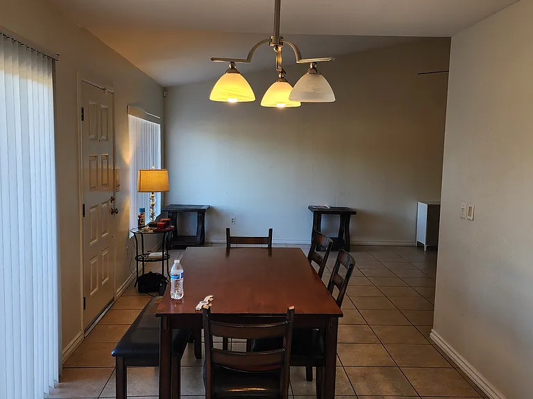 121 W Loma Vista Dr #101 — Photo 24