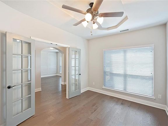 5th image of 1405 Baynes Dr