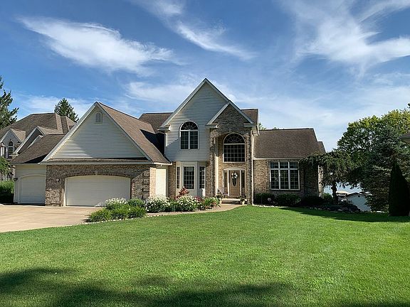 2nd image of 5982 Wellington Pl