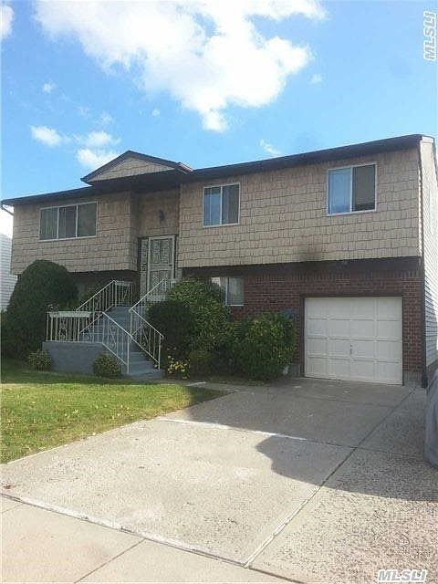 1st image of 447 Pinebrook Ave