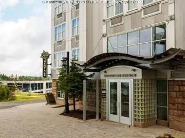 114 Expedition Sta, Snowshoe, WV 26209