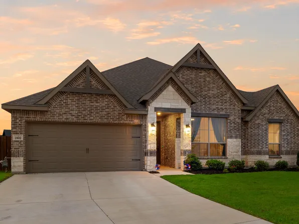 1802 Golden Meadow Ct, Cleburne, TX 76033