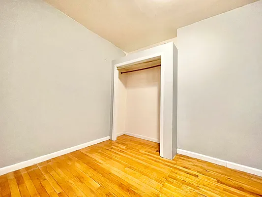 Rented by City Connections Realty | media 7