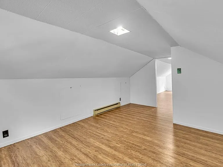 928 Lacasse Blvd — Photo 15