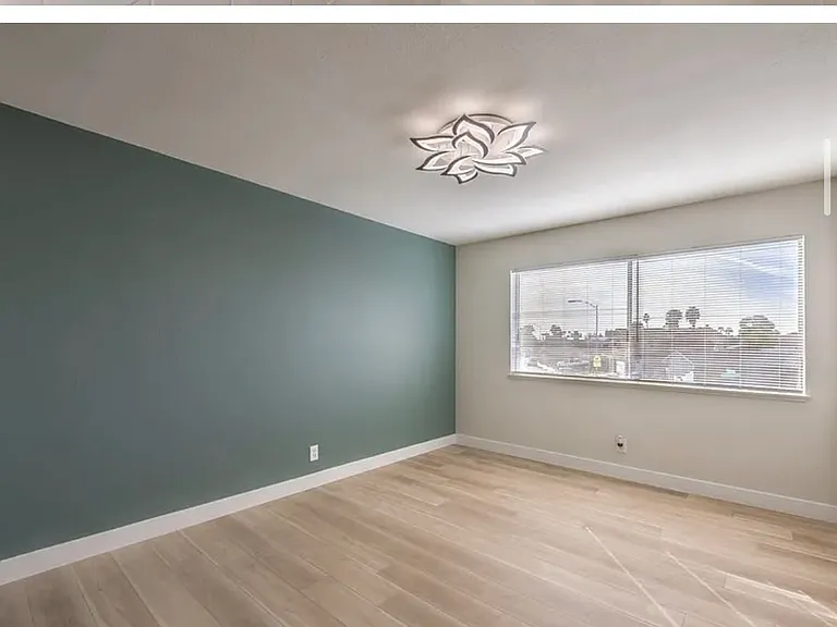 4572 Wisconsin Ave — Photo 12
