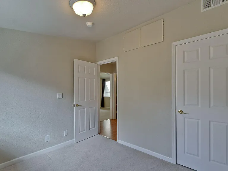 18701 Newsom Ave — Photo 32