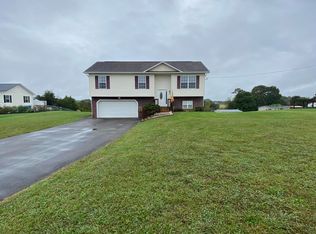 221 Quail Landing Court Dr, Telford, TN 37690