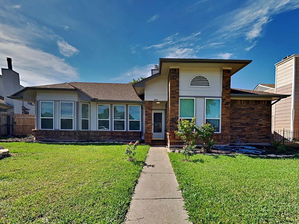1st image of 2305 Woodhollow Ave