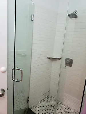 Rented by BELLMARC | media 42