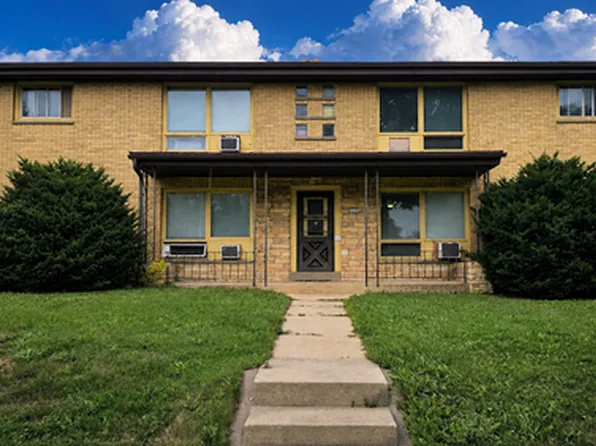 4236 N 92nd St #3, Milwaukee, WI 53222