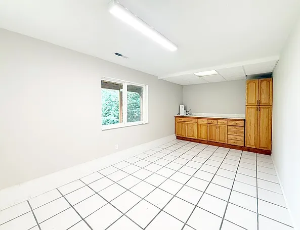 1128 NW Thornwood Cir — Photo 43