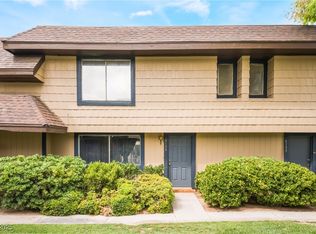 6135 Meadowgrass Ln, Las Vegas, NV 89103