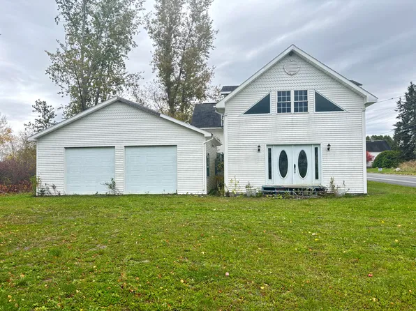 460 Main Street, Grand Isle, ME 04746