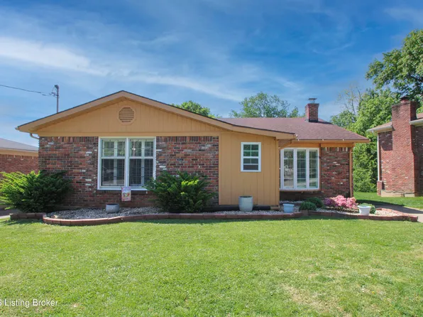 10706 Blackwood Rd, Jeffersontown, KY 40299