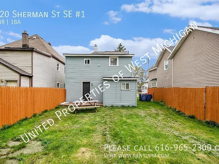 720 Sherman St SE #1 — Photo 14