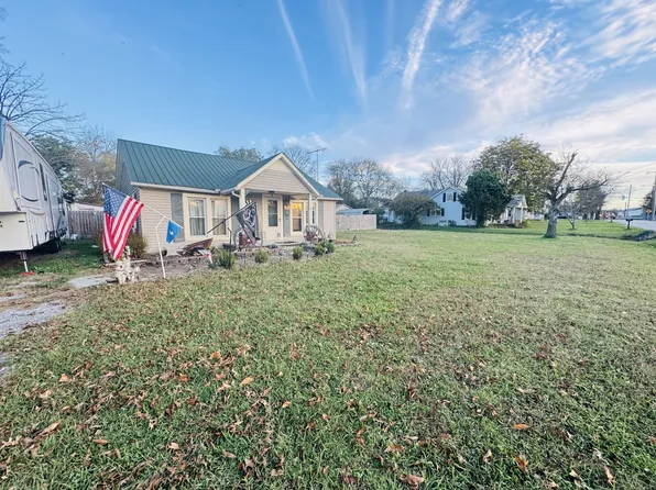 525 Dawson Ln, Lebanon, TN 37087